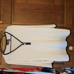 Chico's Travelers Top size 3